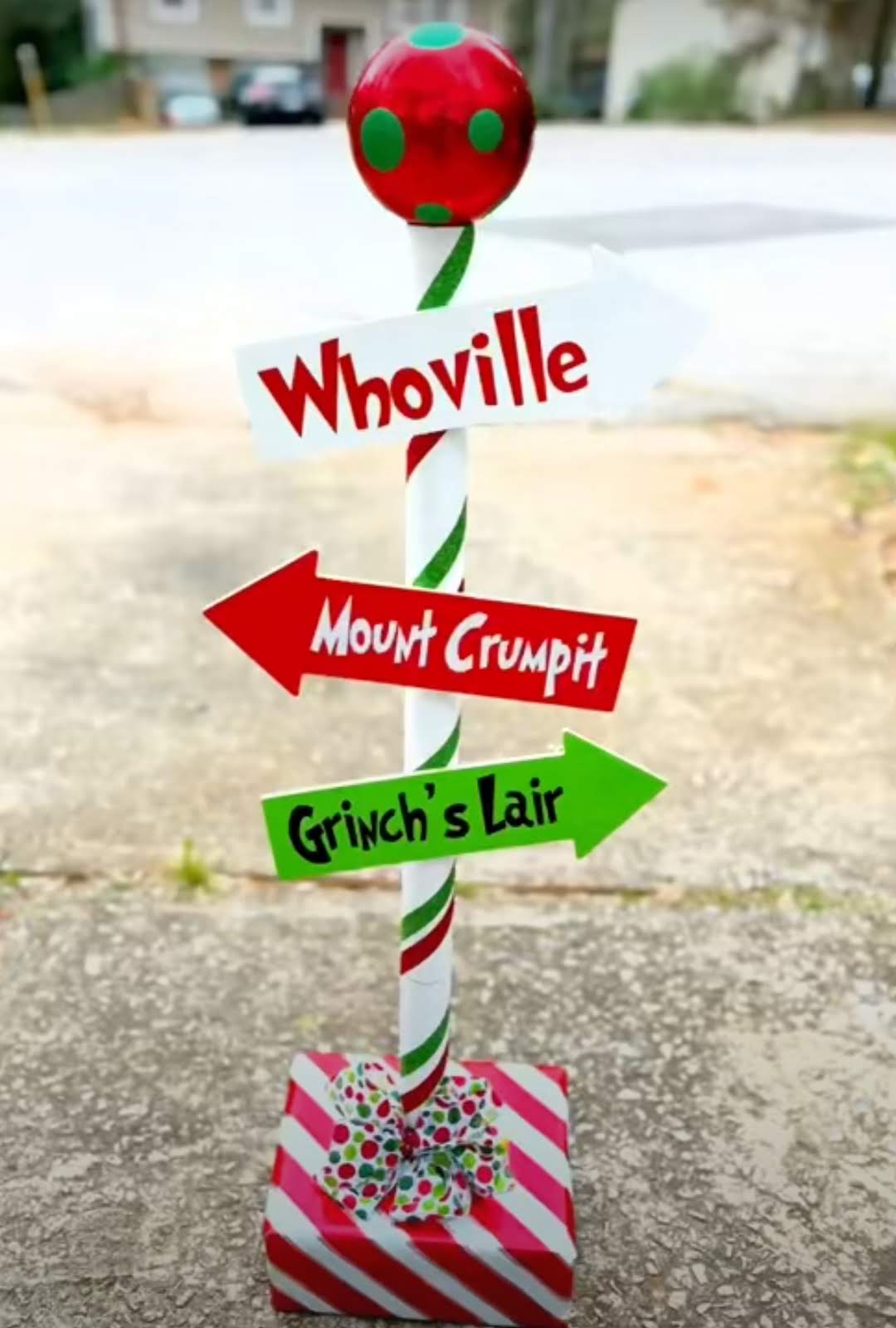 Cheap and Easy Outdoor Christmas Decor Ideas Decor For A Dollar (2024)