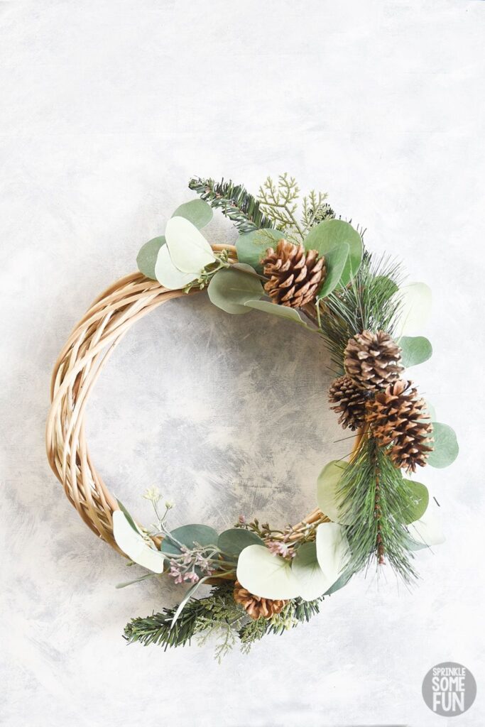 DIY Winter Wreath ⋆ Easy Dollar Store Wreath