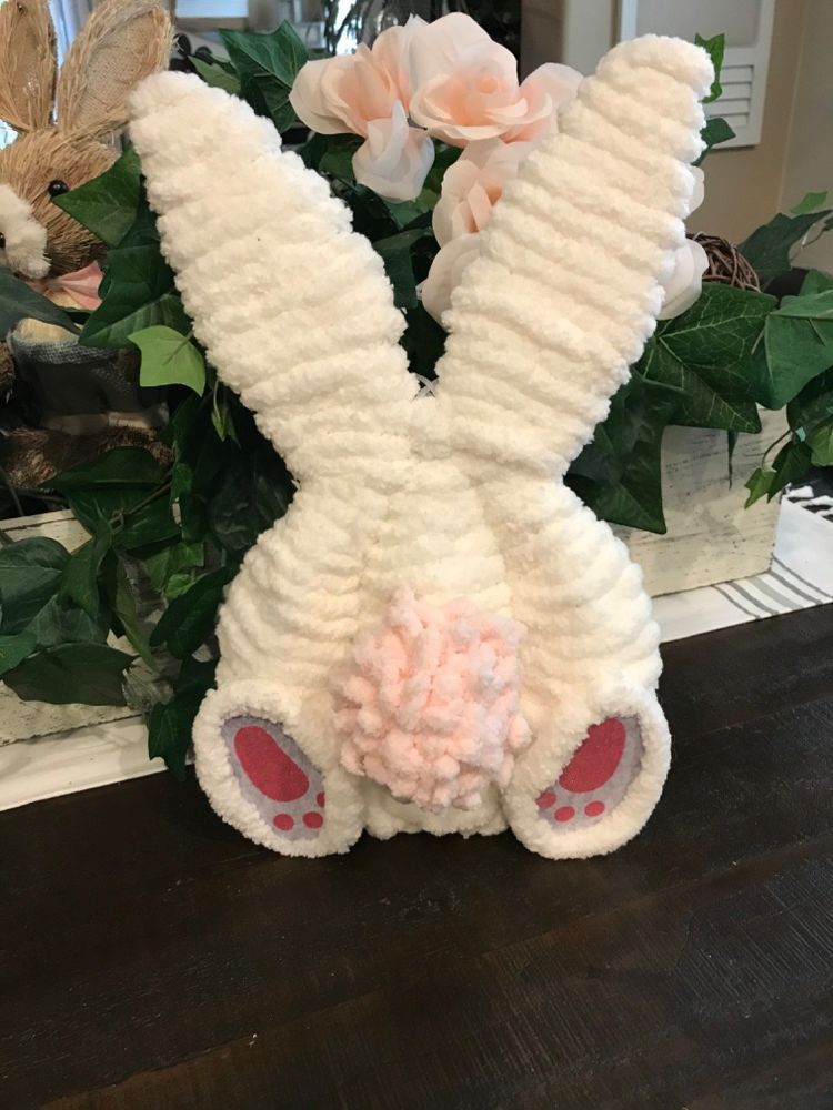 Dollar Store Easter DIY Cute Bunnie Bottom Decor