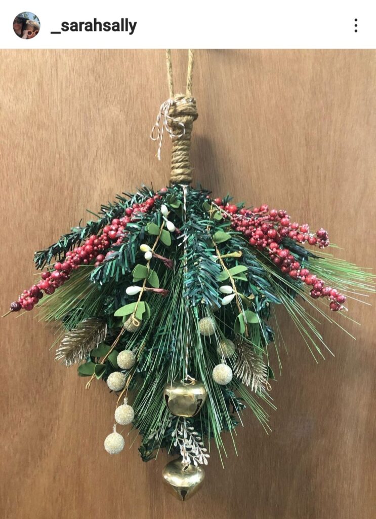 best dollar store DIY christmas Mistletoe decoration